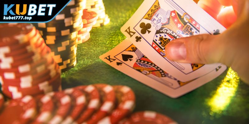 Kinh Nghiệm Quản Lý Vốn Khi Chơi Poker Kubet77 Hiệu Quả